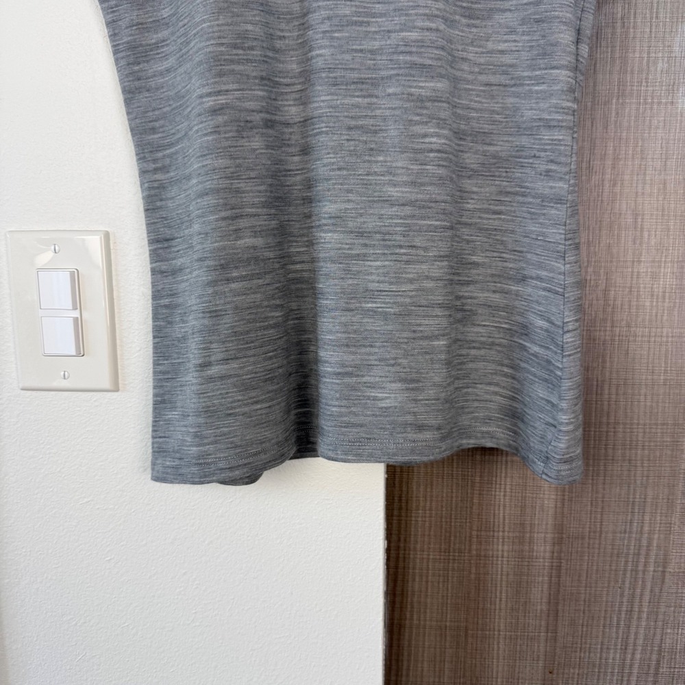 Icebreaker Grey Merino 150 Siren Tank Top Gritstone Heather Wool Size Medium - Picture 9 of 10